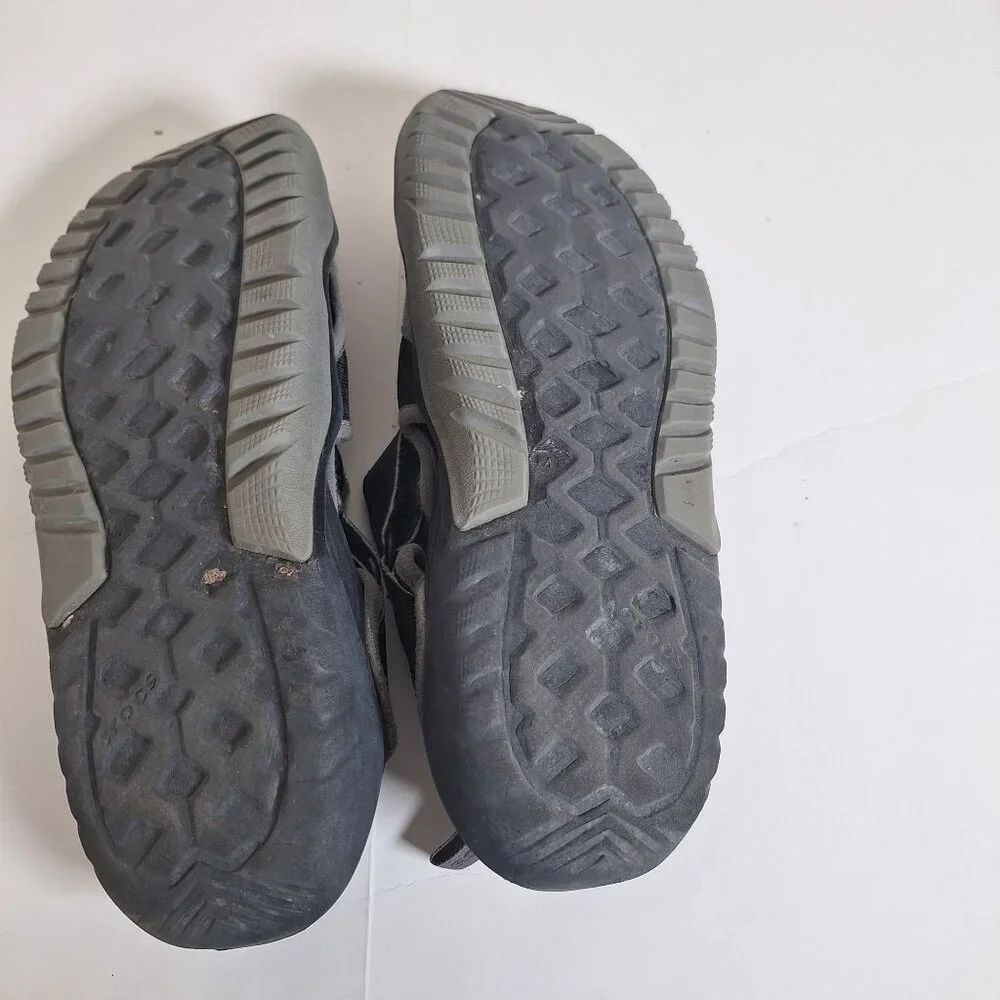 Crocs Mens black Sandals size 10